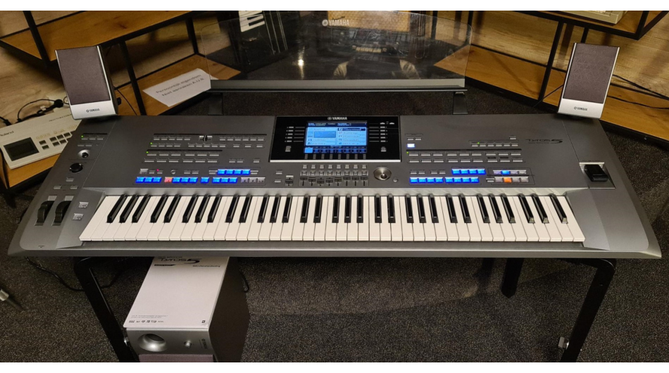 Yamaha Tyros 5 76 XL (Occasion)