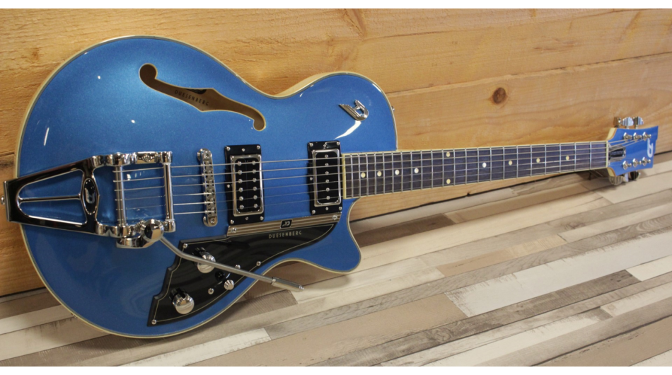 Duesenberg Starplayer TV Duo-Tone, Catalina Blue & White