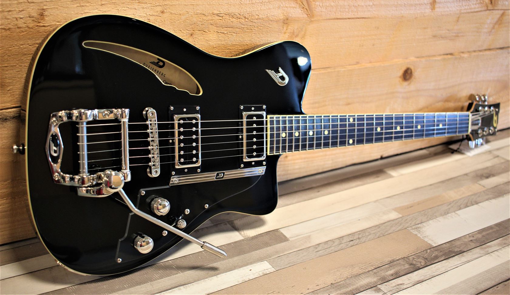 Duesenberg Caribou, Black